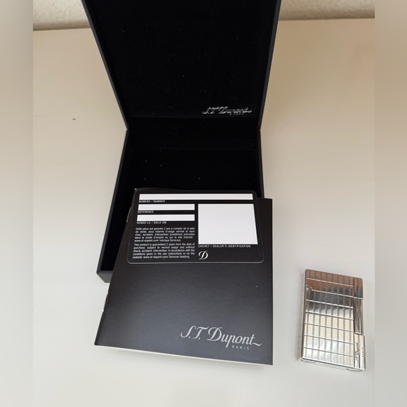 ST Dupont Ligne Silver Plated & Rectangles Design Lighter - Picture 6 of 11